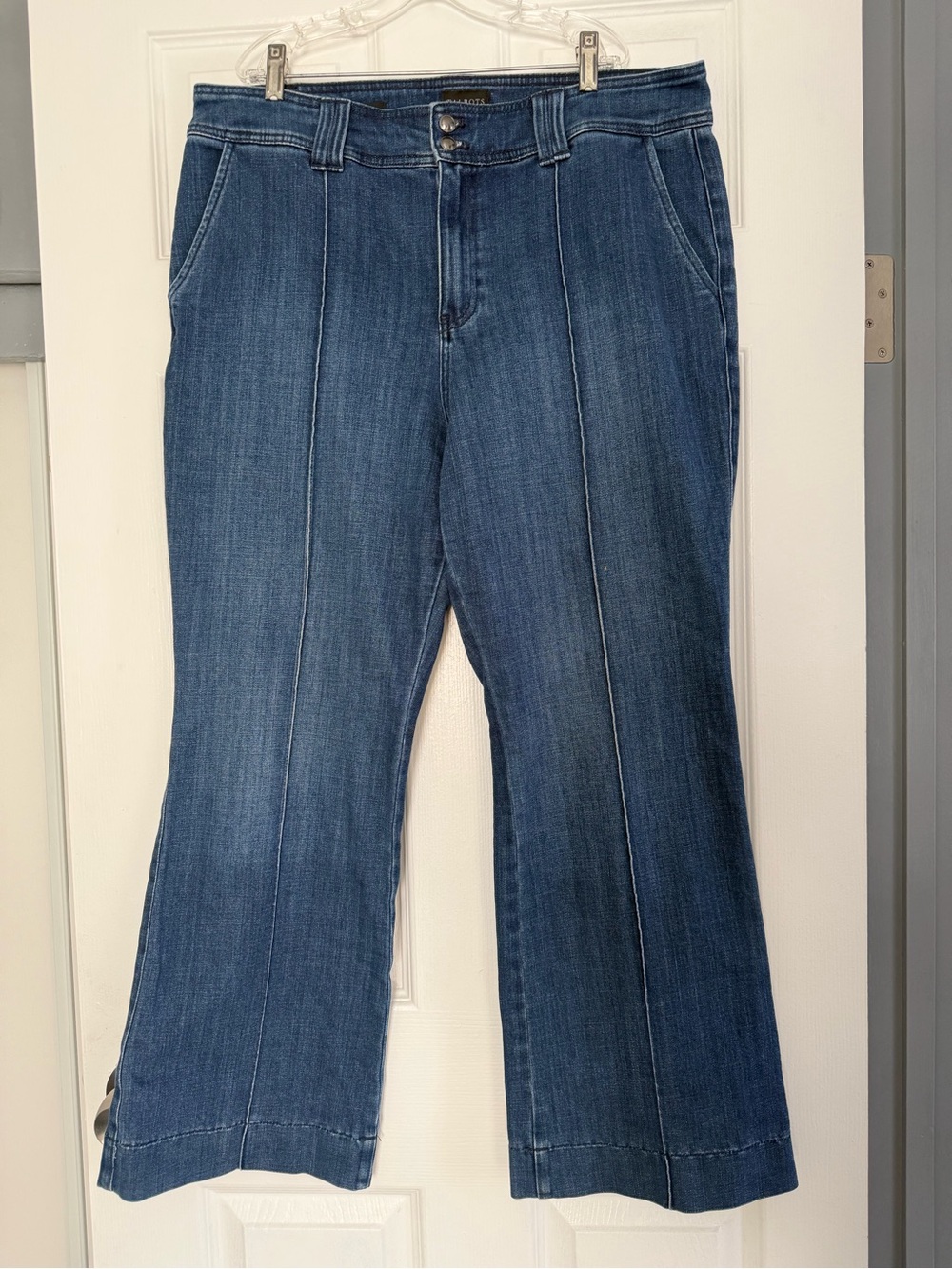 Talbots Flare Leg Pintuck Jeans Size 14P - Picture 2 of 12